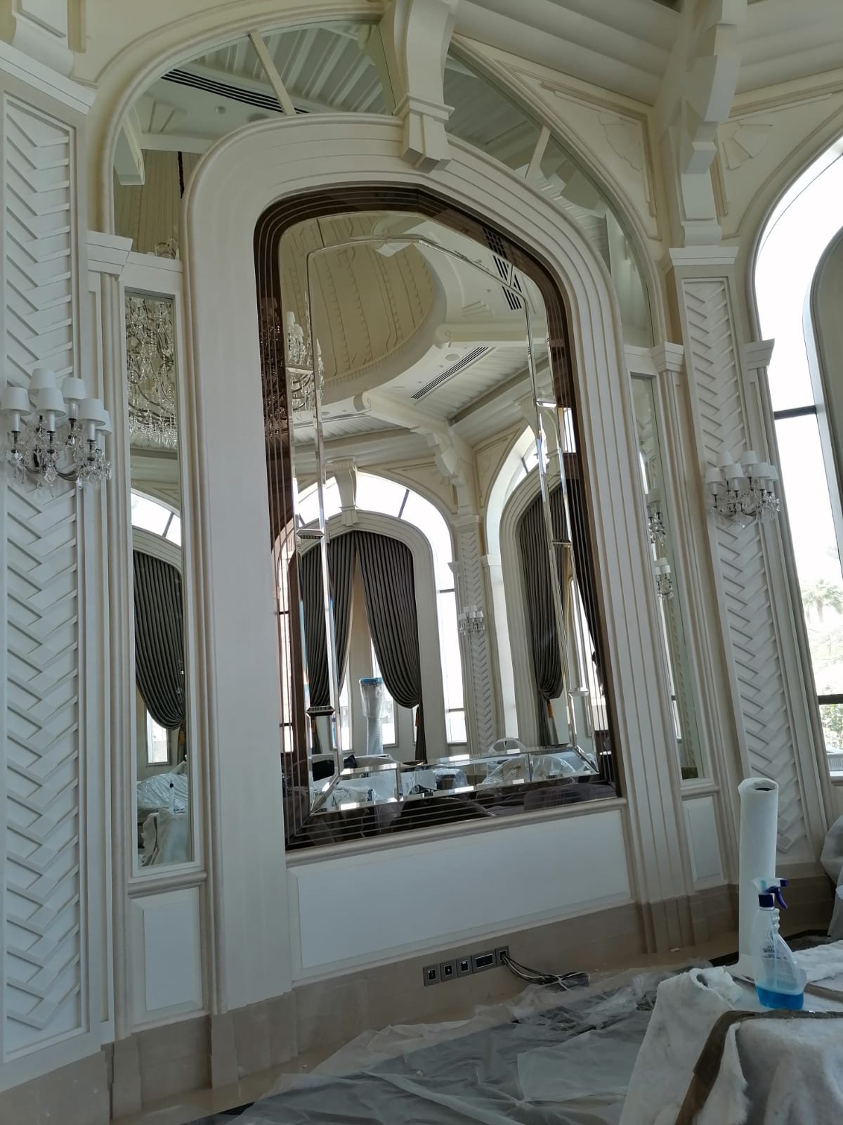 Glass and aluminium works